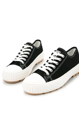 Sepatu Sneakers Wanita Cardinal W1455F01A
