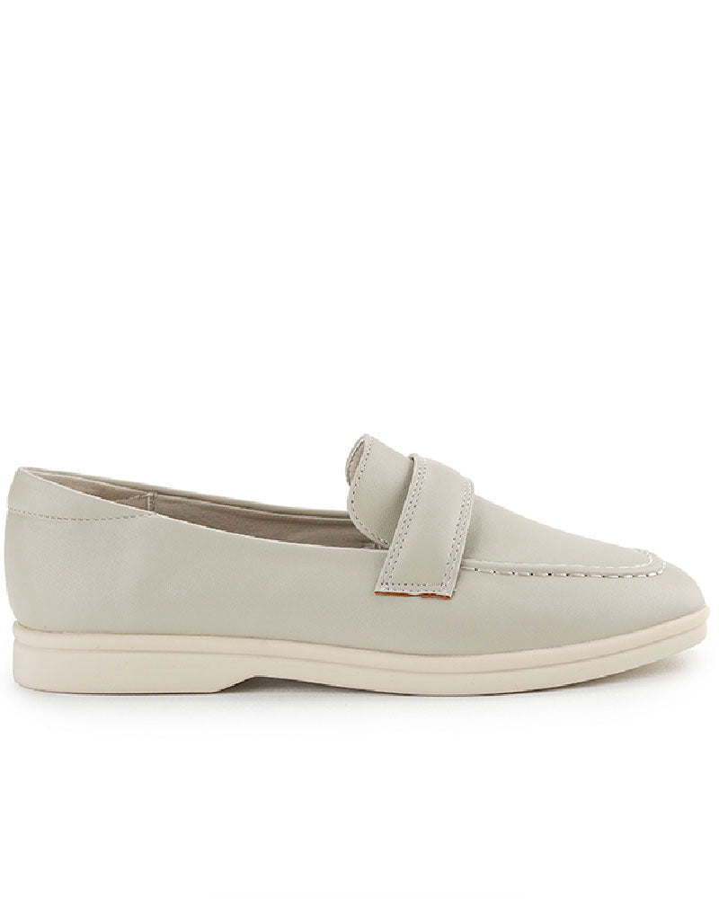 Cardinal Sepatu Flat Mokasin Wanita W1809F03D